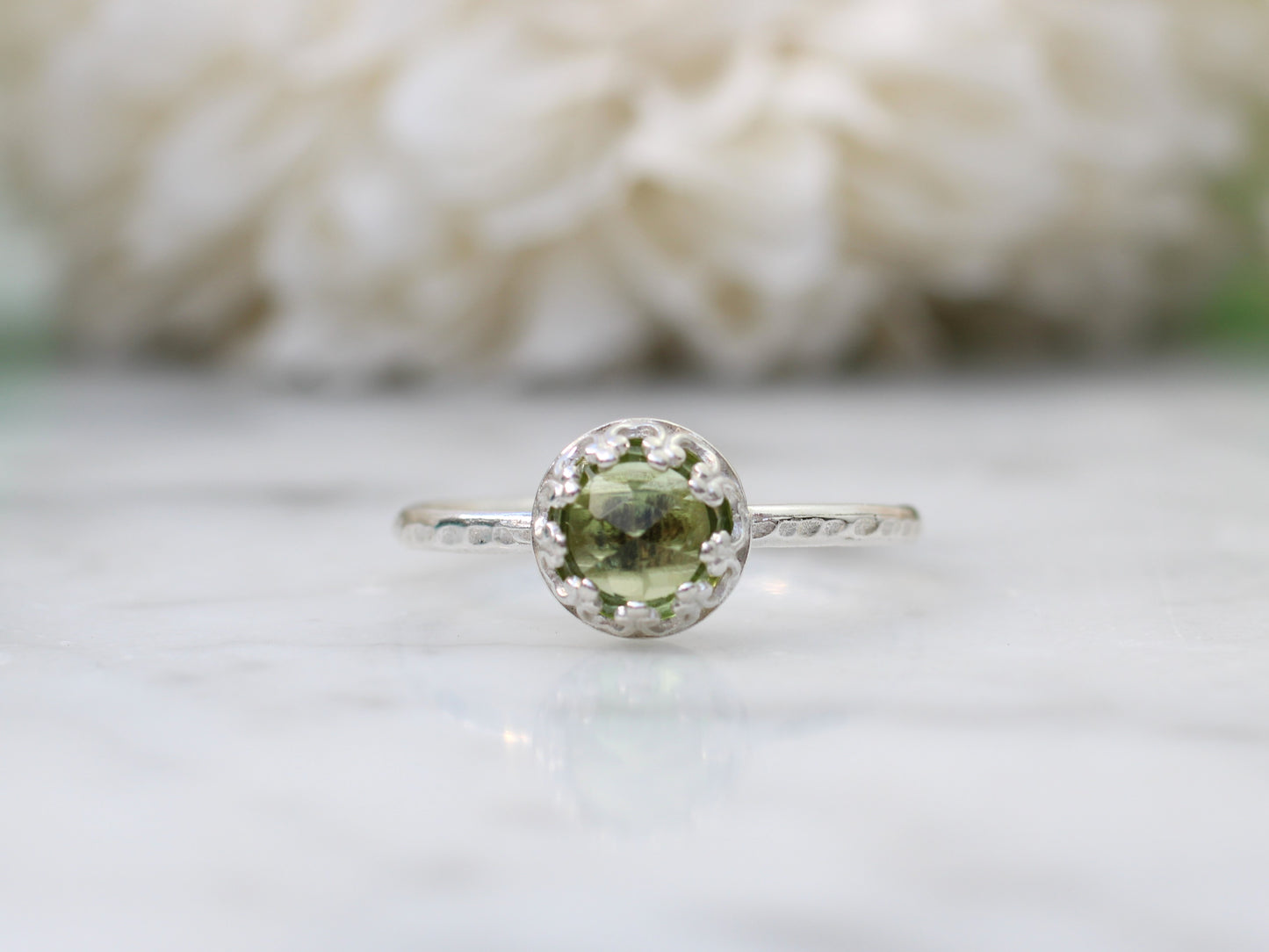 Peridot silver ring. August birthstone.