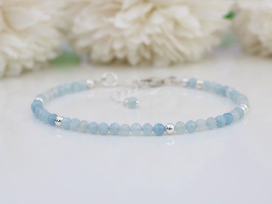 aquamarine bead bracelet