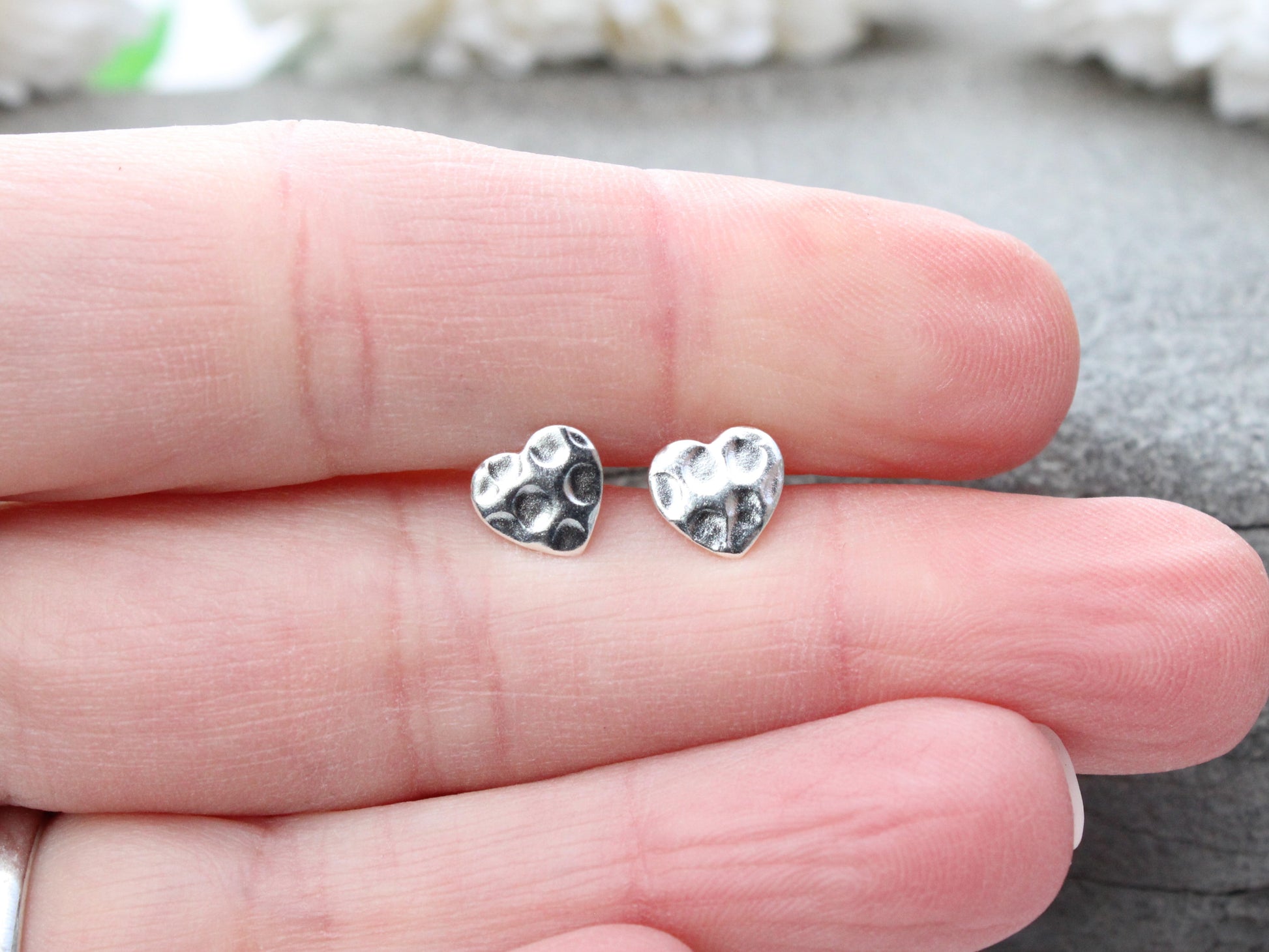 heart stud earrings