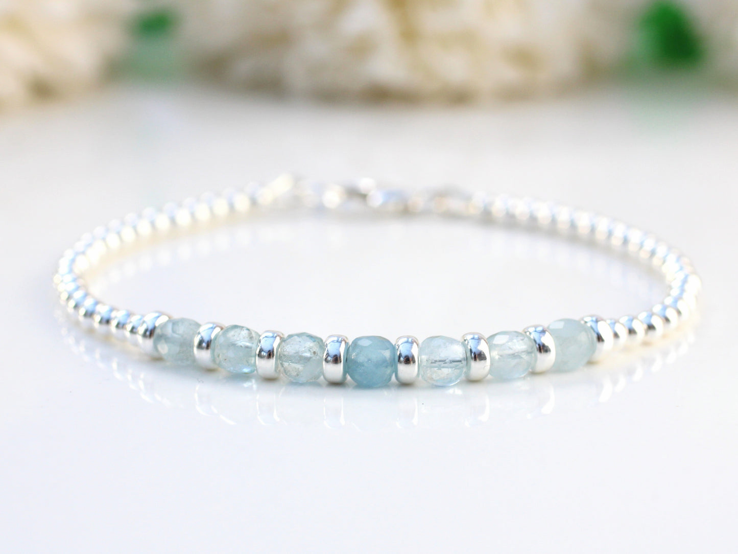 Natural aquamarine gemstone bracelet. 