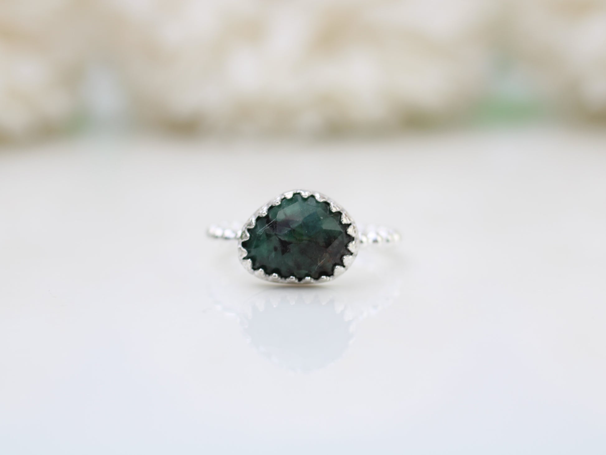 natural emerald gemstone ring