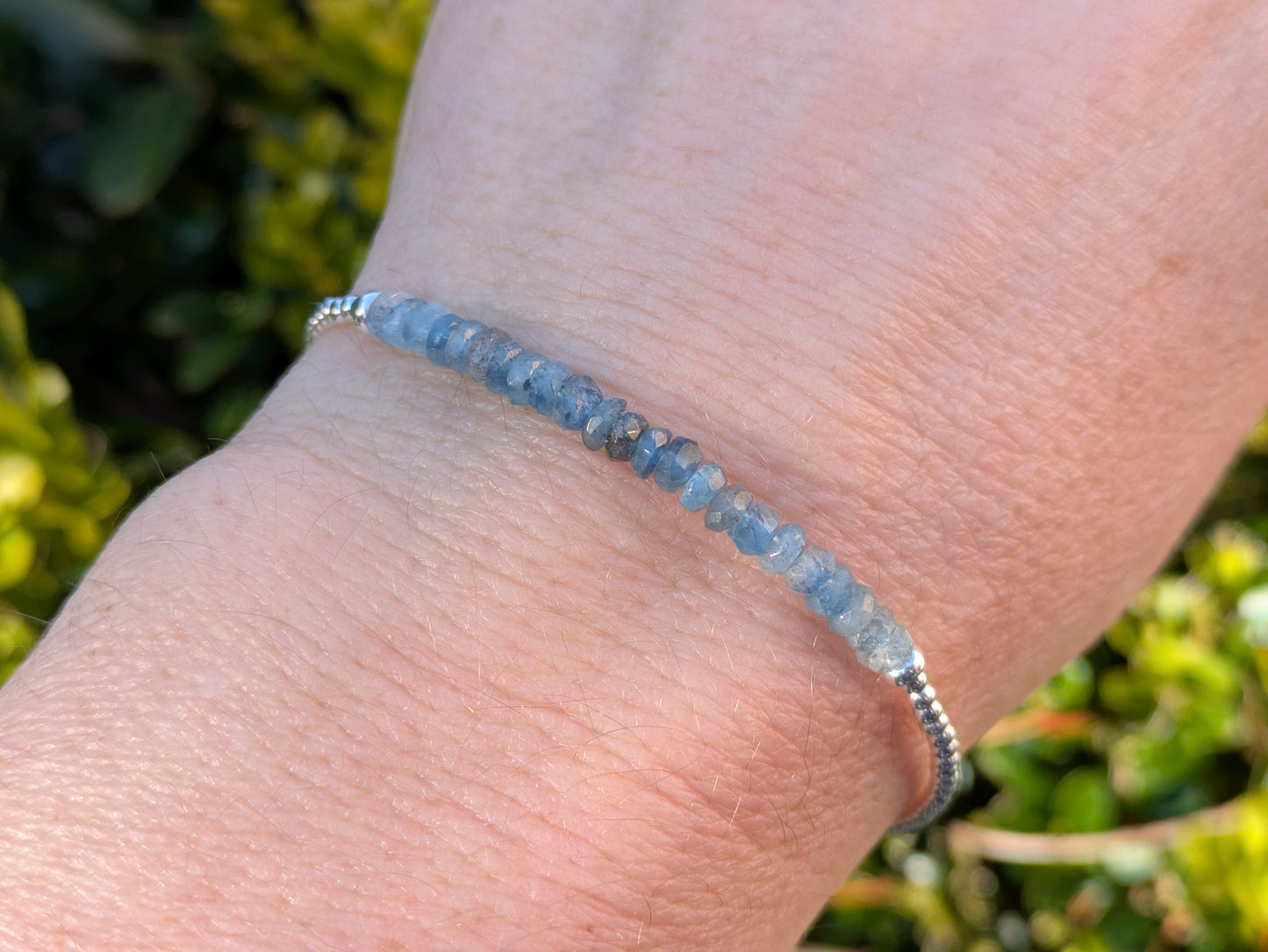 Shaded aquamarine gemstone bracelet.