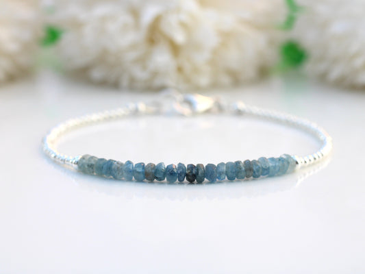 shaded aquamarine gemstone bracelet