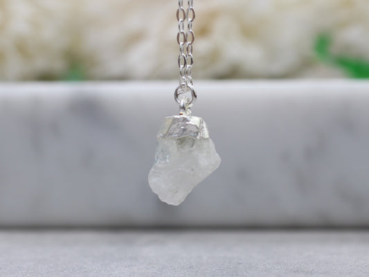 silver moonstone necklace