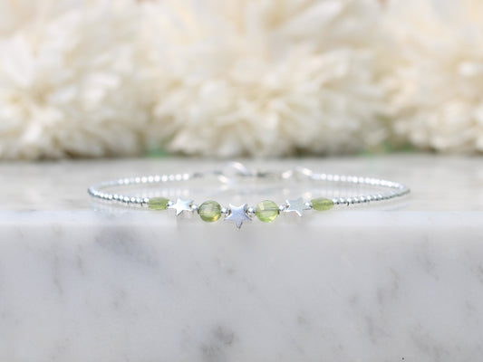 star bracelet with peridot gemstones