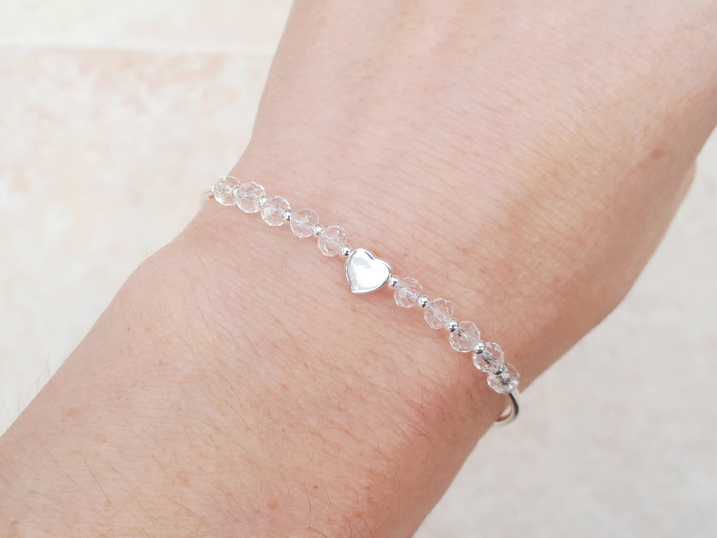 Clear quartz bracelet in sterling silver.