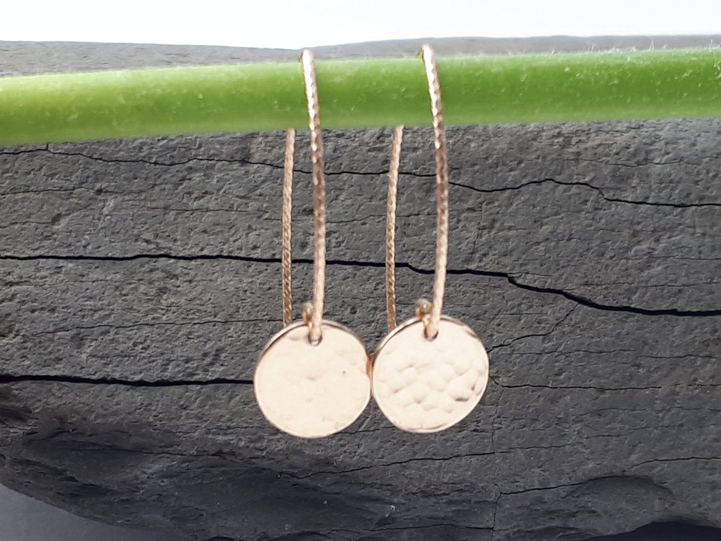 Hammered disc earrings in silver, gold and rose gold.